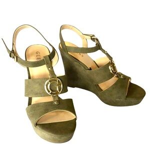 GUESS Womens Olive Green Tall Wedge Suede Espadrilles - Size 61/2 like new